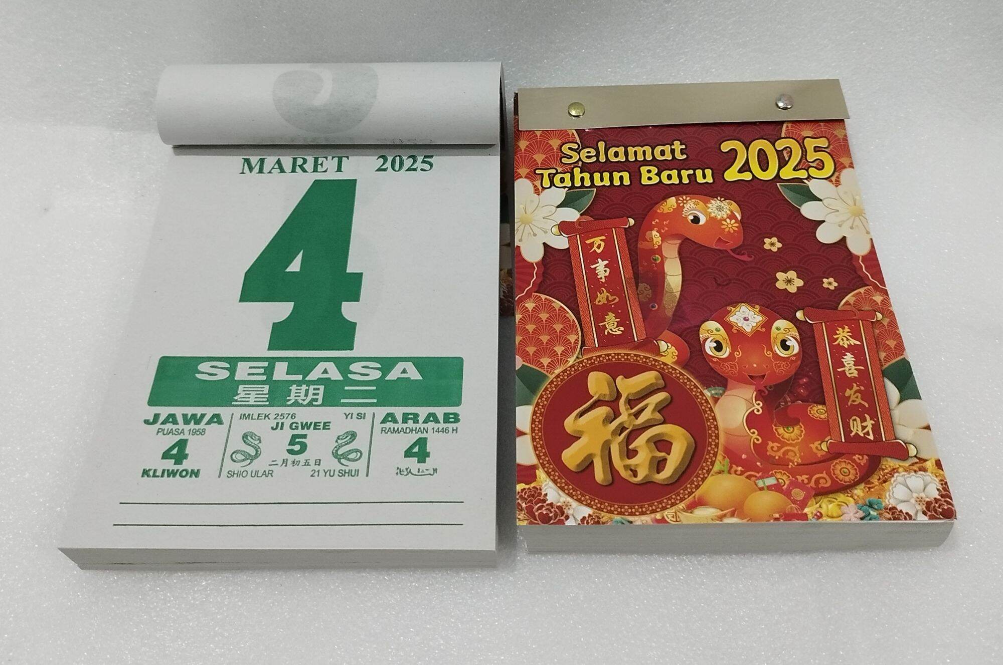 Kalender Imlek Custom: Hadiah Praktis untuk Tahun Baru Cina